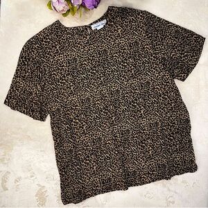 Vintage Leopard Print Short Sleeve Blouse with Shoulder Pads